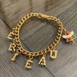 Vintage Souvenir Bracelet from Erieau, Ontario, Canada Gold-tone Charm Bracelet
